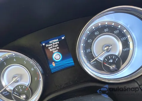 2014 Chrysler 300 из США, поврежденный, VIN 2C3CCAAG6EH141488